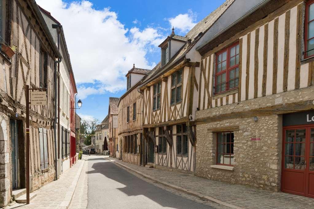 Отель Ogaux Vieux Remparts Провен Экстерьер фото